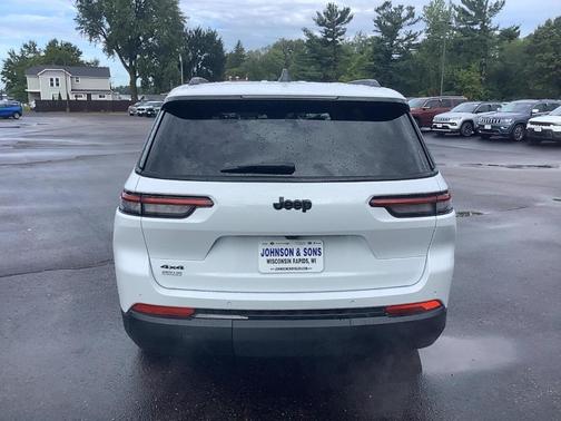 Bright White 2025 Jeep Grand Cherokee L Laredo