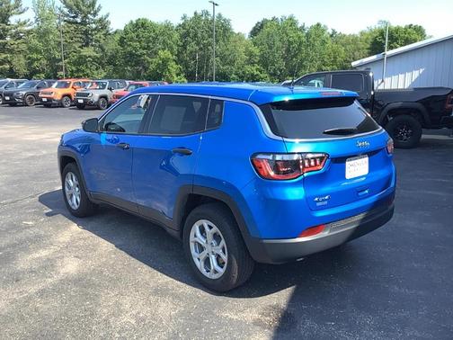 2024 Jeep Compass Sport