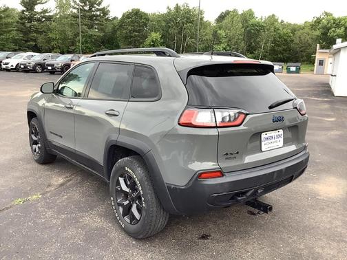2019 Jeep Cherokee Latitude
