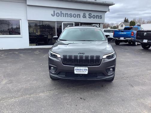 2023 Jeep Cherokee Altitude Lux