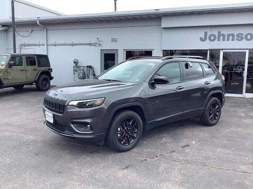 2023 Jeep Cherokee Altitude Lux
