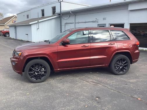 2021 Jeep Grand Cherokee Laredo