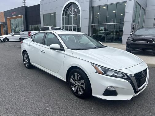 2021 Nissan Altima S FWD