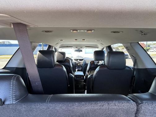 2017 Chevrolet Traverse 2LT
