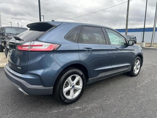 2019 Ford Edge SE