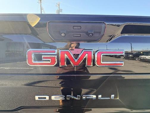 2022 GMC Sierra 2500 Denali