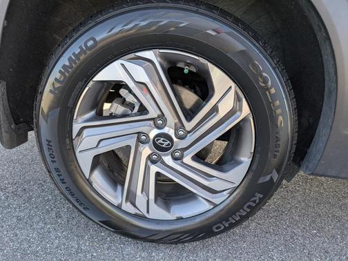 2023 Hyundai SANTA FE SE