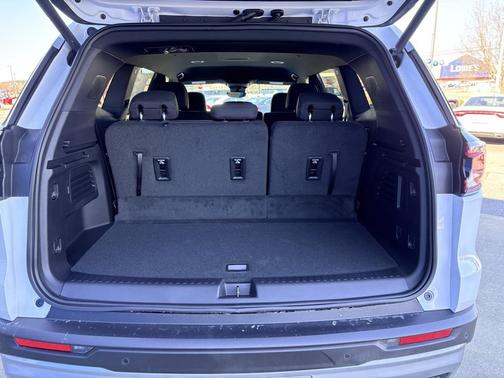 2026 GMC Acadia Elevation FWD