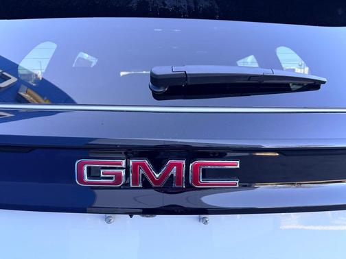 Summit White 2026 GMC Acadia Elevation FWD