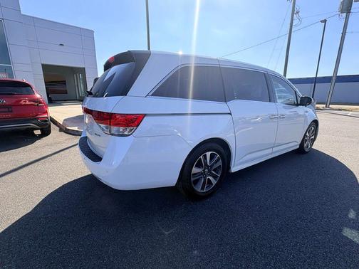 2016 Honda Odyssey Touring Elite