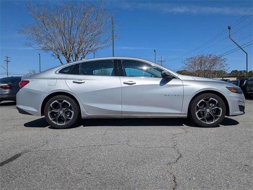 2022 Chevrolet Malibu FWD LT