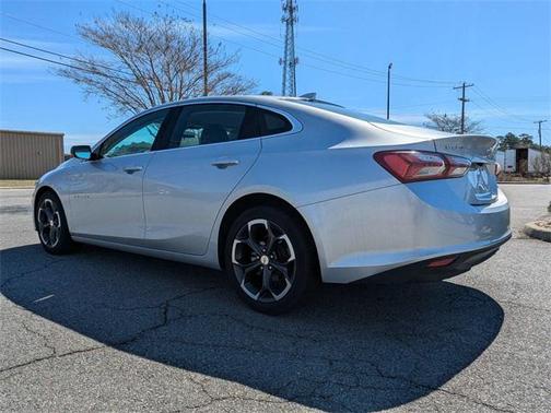 2022 Chevrolet Malibu FWD LT