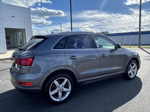 2016 Audi Q3 2.0T Premium Plus