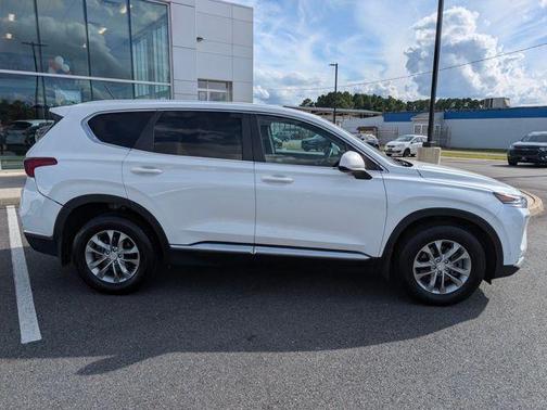 Quartz White 2020 Hyundai SANTA FE SE 2.4