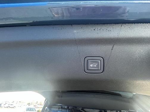 2026 GMC Yukon XL 4WD Elevation