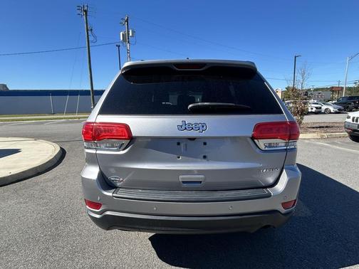 2018 Jeep Grand Cherokee Laredo E