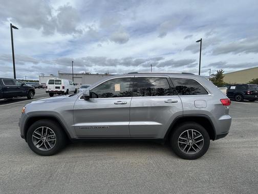 2018 Jeep Grand Cherokee Laredo E