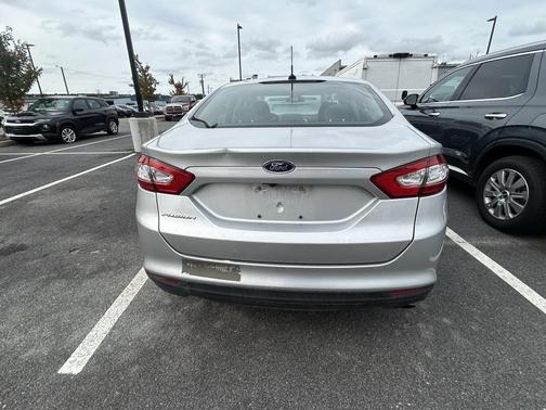 2016 Ford Fusion S