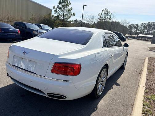 2017 Bentley Flying Spur V8