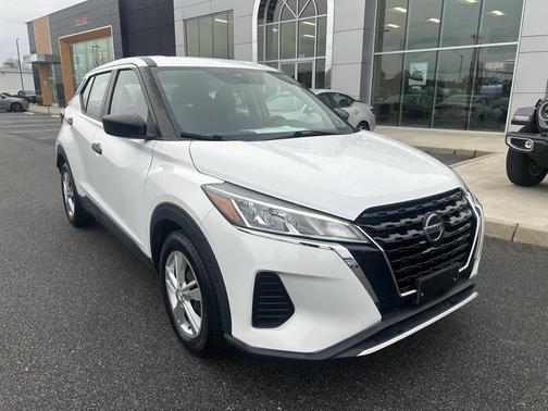 2021 Nissan Kicks S