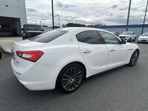 2018 Maserati Ghibli S Q4