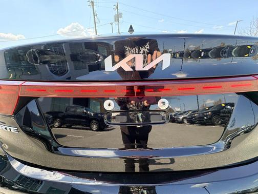 Aurora Black 2023 Kia Forte LXS