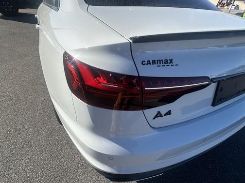 2022 Audi A4 Prestige 45 TFSI S line quattro S tronic