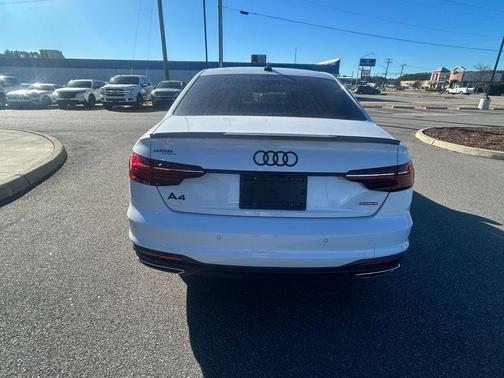 2022 Audi A4 Prestige 45 TFSI S line quattro S tronic