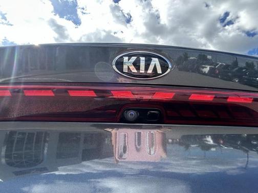 2021 Kia K5 EX