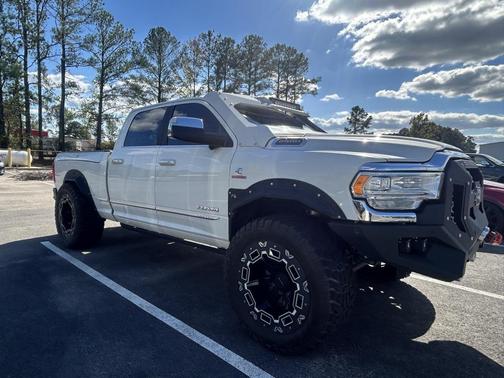 2019 RAM 2500 Limited Crew Cab 4x4 6'4' Box