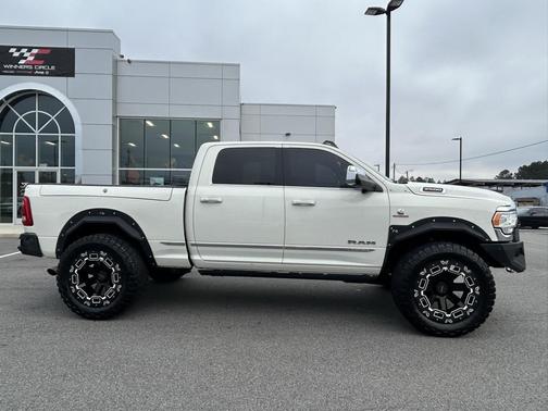 2019 RAM 2500 Limited Crew Cab 4x4 6'4' Box