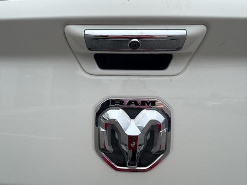 2019 RAM 2500 Limited Crew Cab 4x4 6'4' Box