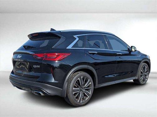 2021 INFINITI QX50 LUXE AWD