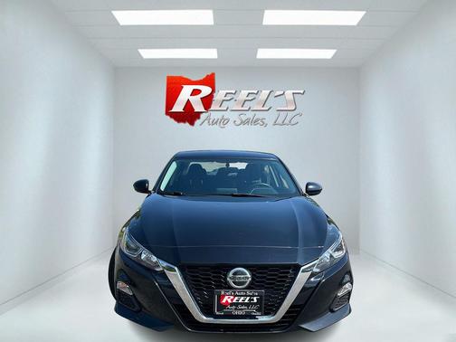 Super Black 2020 Nissan Altima S FWD