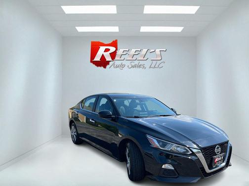Super Black 2020 Nissan Altima S FWD