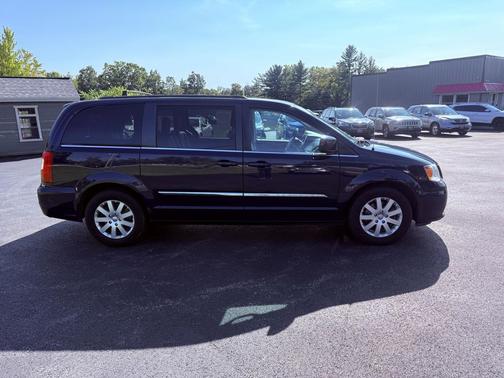 2015 Chrysler Town & Country Touring