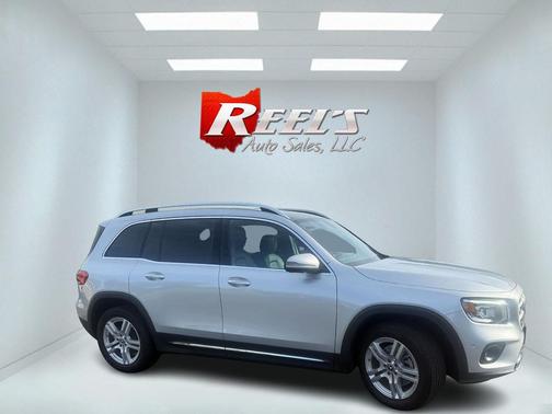Iridium Silver Metallic 2022 Mercedes-Benz GLB 250 4MATIC