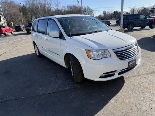 2013 Chrysler Town & Country Touring