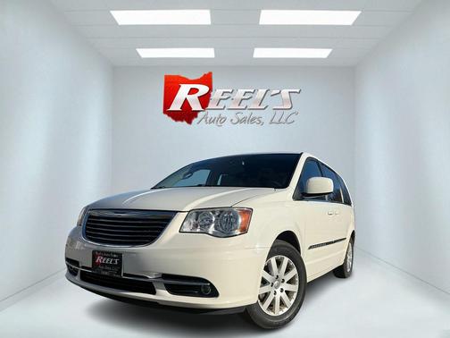 2013 Chrysler Town & Country Touring