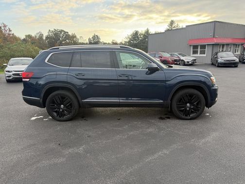 2018 Volkswagen Atlas 3.6L SEL Premium