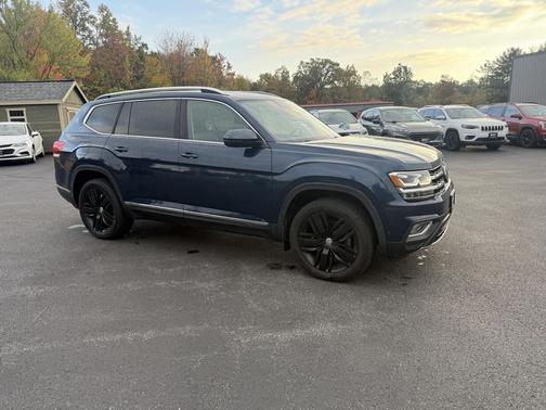 2018 Volkswagen Atlas 3.6L SEL Premium