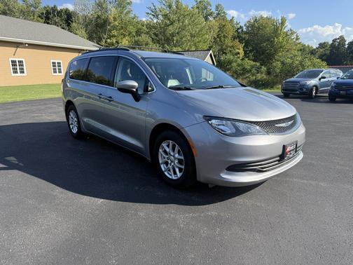 2020 Chrysler Voyager LXI