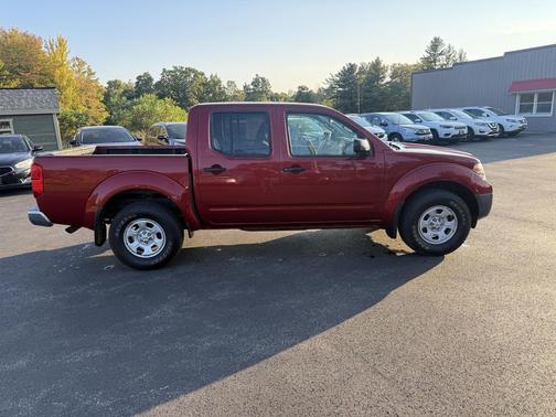 2015 Nissan Frontier S