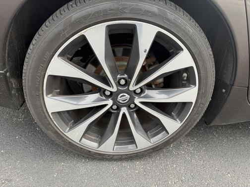 2016 Nissan Maxima 3.5 SR