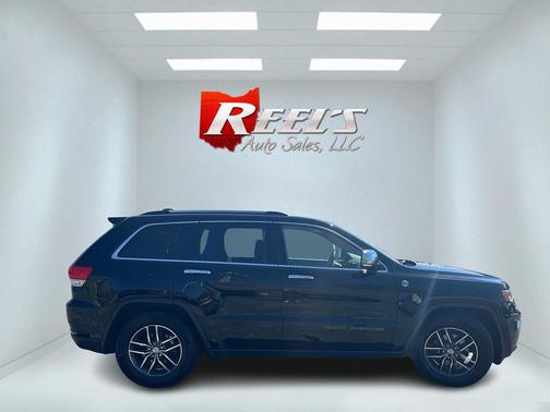Diamond Black Crystal Pearlcoat 2018 Jeep Grand Cherokee Limited