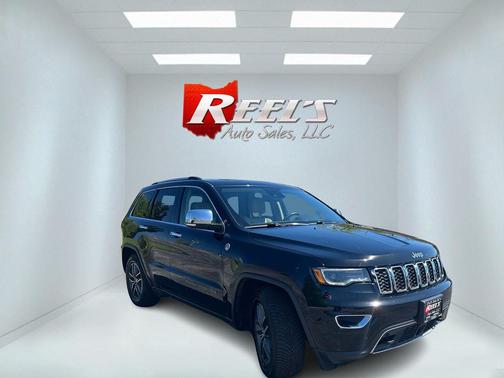 Diamond Black Crystal Pearlcoat 2018 Jeep Grand Cherokee Limited