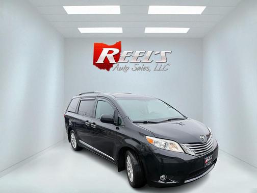 2017 Toyota Sienna XLE