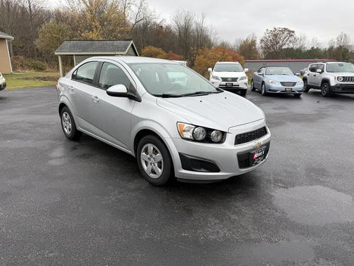 2016 Chevrolet Sonic LS