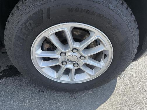 2019 Jeep Grand Cherokee Laredo