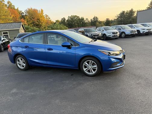 2016 Chevrolet Cruze LT Auto